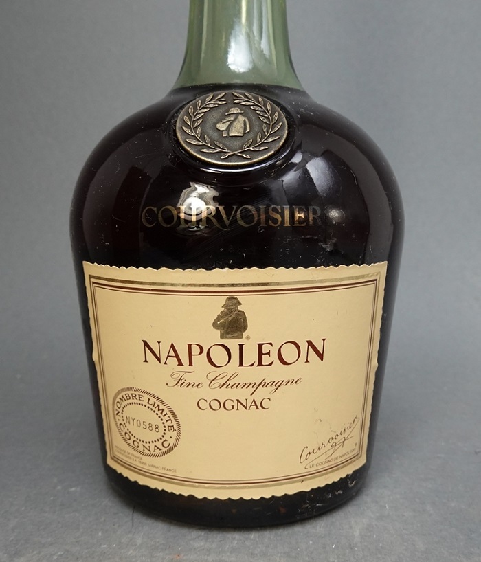 未開栓 古酒 ナポレオン クルボアジェ Old Liqueur cognac 700ml
