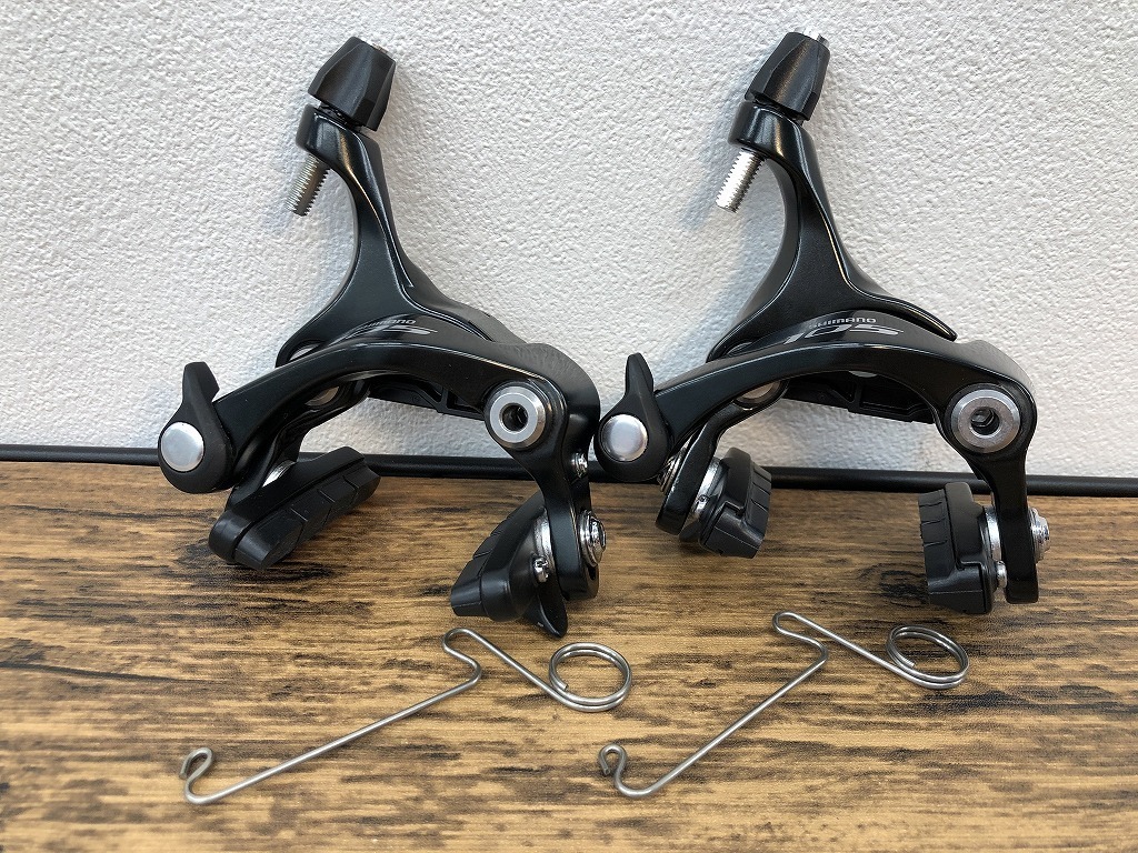 最新作，爆買い シマノ SHIMANO 105 BR-5810F BR-5810RS ダイレクトマウントブレーキ 前後セット ビチアモーレ パーツ館(キャリパーブレーキ)｜売買されたオークション情報、yahooの商品情報をアーカイブ公開 - オー キャリパーブレーキ
