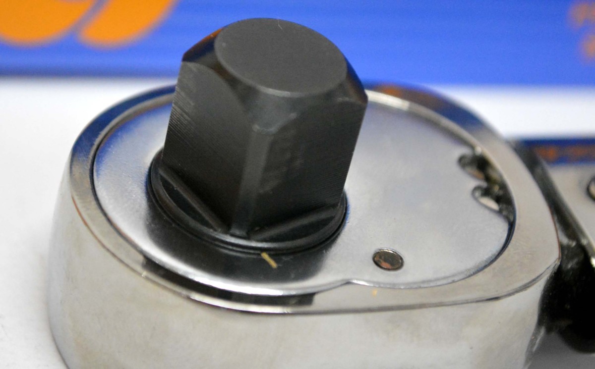 東日製作所 | QL100N4-MH 東日 QL100N4 プレセット形トルクレンチ &frasl; ラチェット付プリセット形 トルクレンチ 校正証明書付TOHNICHI トーニチ 工具のお店i-TOOLS（アイツール） シグナル式トルクレンチ[全長335mm （角ドライブ 12.7mm仕様） トルクレンチ(ﾗﾁｪｯﾄ