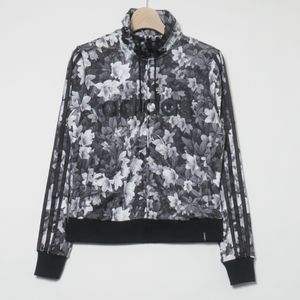 Adidas 花柄 ジャージのヤフオク の相場 価格を見る ヤフオク のadidas 花柄 ジャージのオークション売買情報は7件が掲載されています