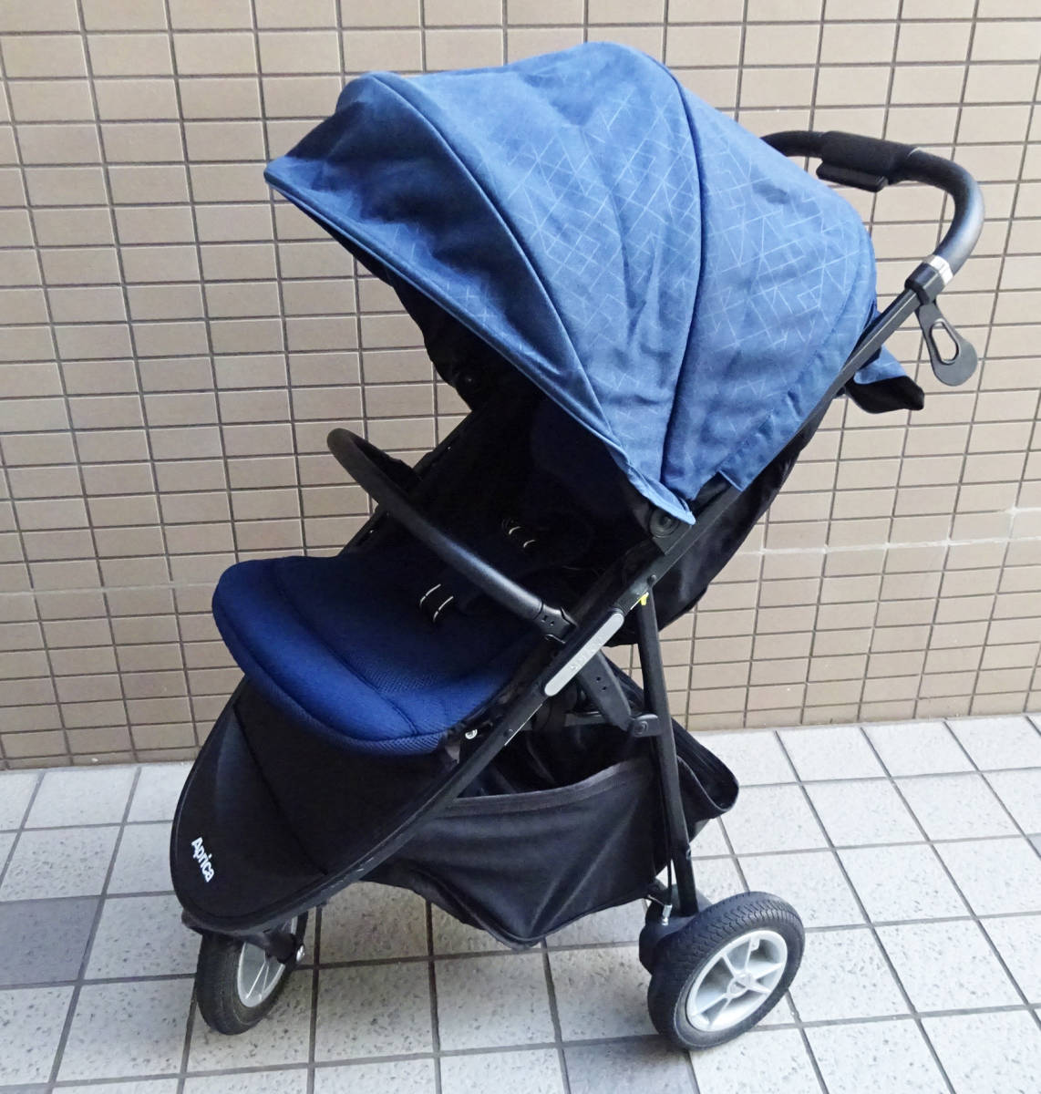 ◇ Aprica SMOOOVE Premium スムーヴ プレミアム 6BN199BDMJ 三輪 