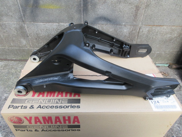 MT-09 MT-09トレーサー スイングアーム 破損有 1RC-22110-01 000000