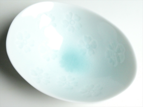 | 瓷器話三国□粉彩壺 青花瓶 &frasl; Net Pottery Japan 青白磁風文花入 中国陶磁 景 中華民国 明清 景徳鎮窯 文化遺産オンライン ギャラリー一番館オンラインショップ undefined-淘宝网