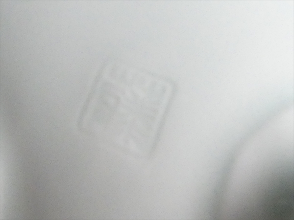 | 瓷器話三国□粉彩壺 青花瓶 &frasl; Net Pottery Japan 青白磁風文花入 中国陶磁 景 中華民国 明清 景徳鎮窯 文化遺産オンライン ギャラリー一番館オンラインショップ undefined-淘宝网