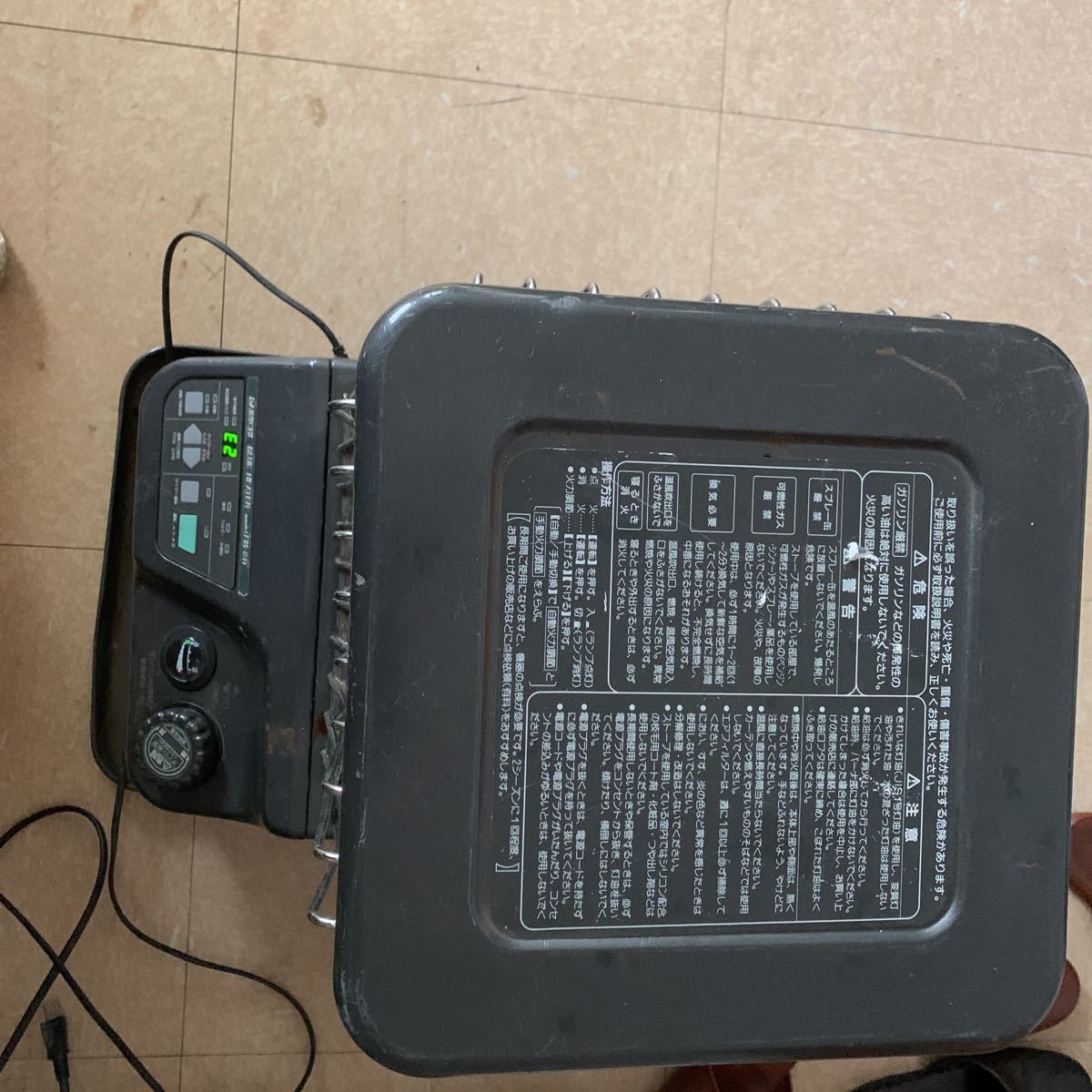 ブルーヒーター ダイニチ DAINICHI FM-811 ストーブ 強制通気形解放式