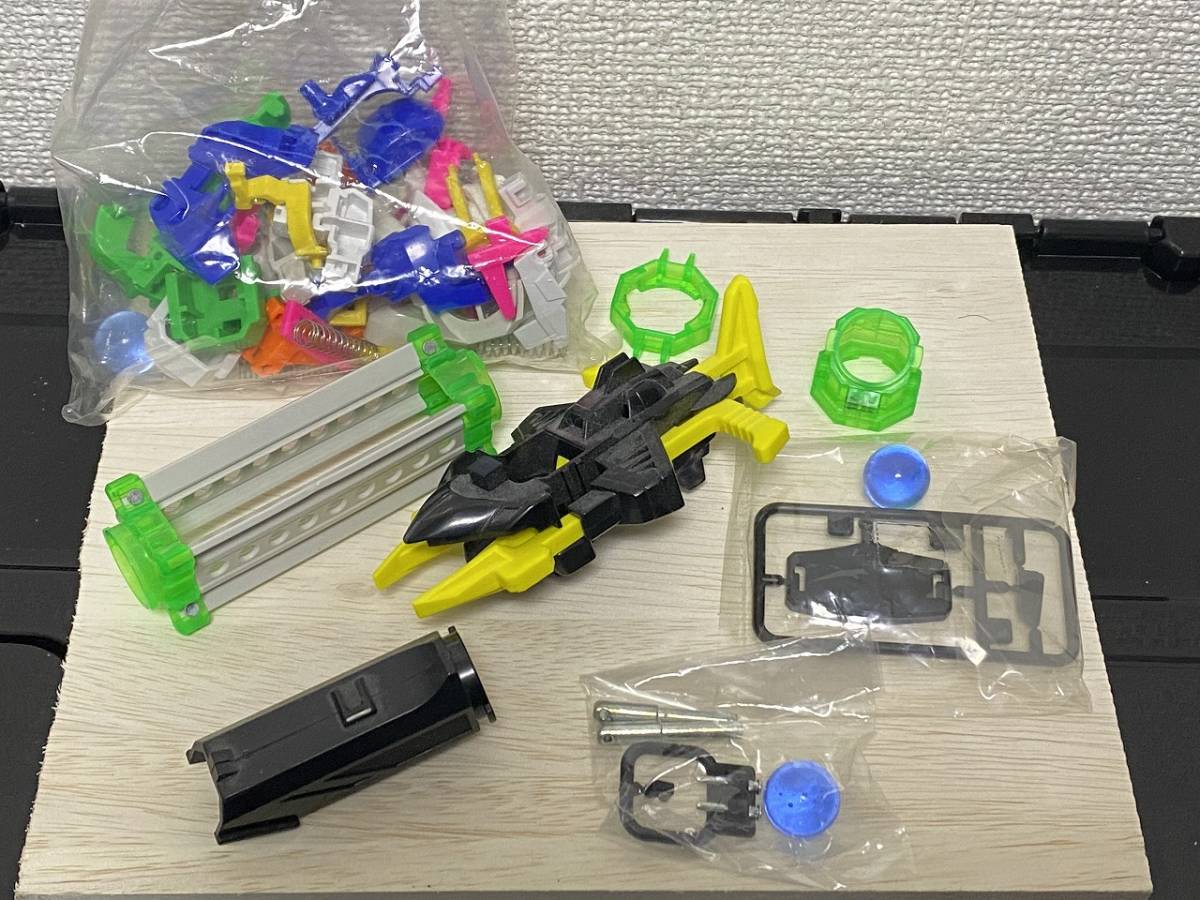 ビーダマン スプレッドワイバーン 箱・説明書付き スーパービーダマン スプレッドワイバーン ショートストロークシステム
