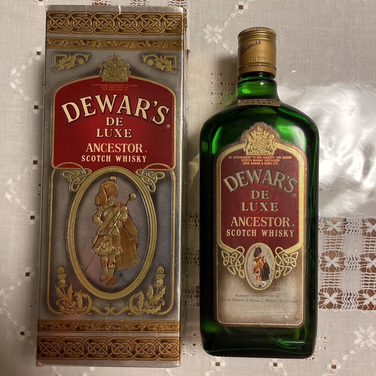 【未開栓・古酒】デュワーズ デラックス アンセスター ウイスキー特級 未開封 スコッチウイスキー 古酒 アンセスター デュワーズ デラックス