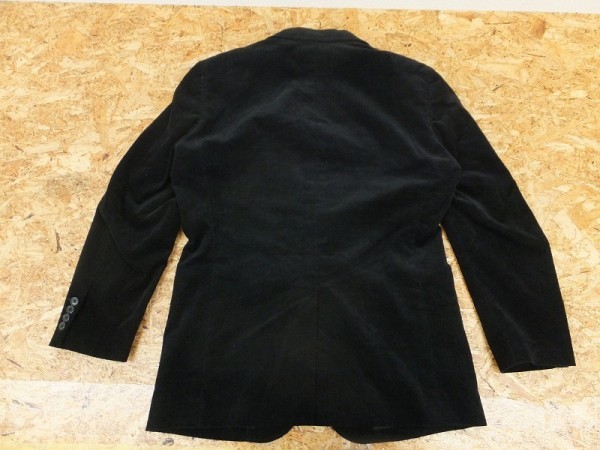 送料全国一律 Uniqlo ユニクロ メンズ レギュラーフィット コーデュロイ ジャケット L 黒 ジャケット 上着 売買されたオークション情報 Yahooの商品情報をアーカイブ公開 オークファン Aucfan Com