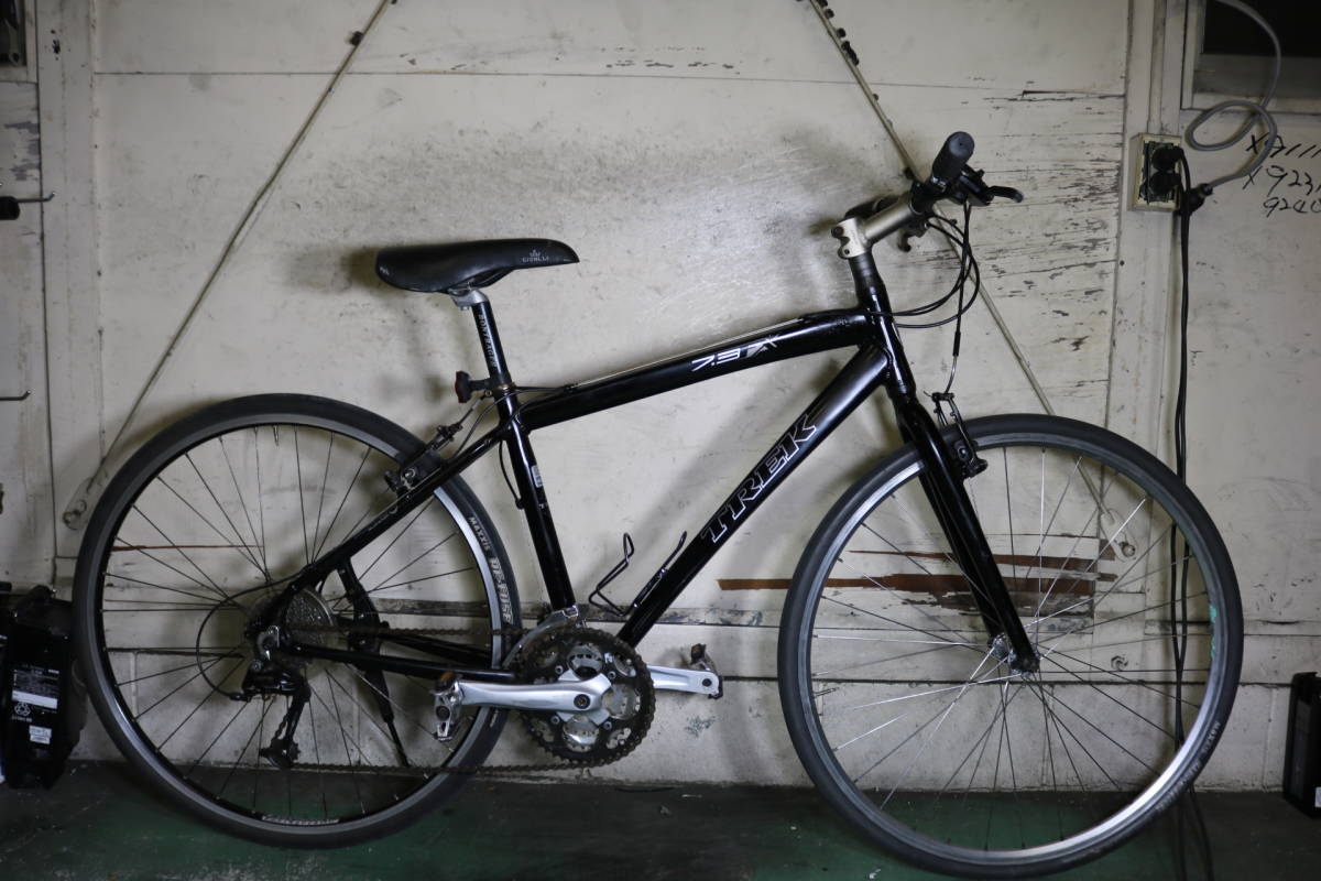良品！トレック TREK 7.3FX 700C アルミ 24速 450mm クロスバイク 7.3 
