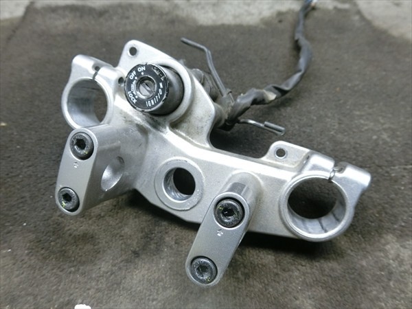 セロー250 DG17J ヤマハ トップブリッジ 純正トップブリッジ