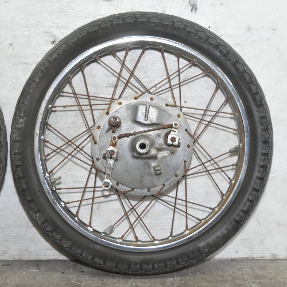 GT380 希少前後ドラム前期型 スズキ GT380 ホイール 前後セット ドラムブレーキ 前期 FJ19x1.60