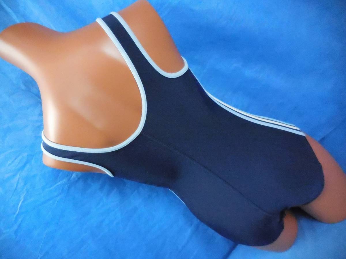 1547 アディダス Adidas ライン入りロゴマークワンピース水着 160 160 155cm 以上 売買されたオークション情報 Yahooの商品情報をアーカイブ公開 オークファン Aucfan Com