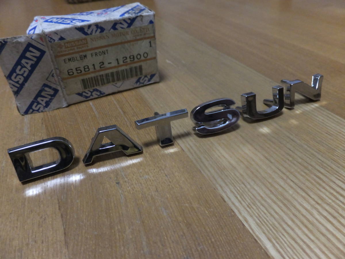 絶版旧車 ダットサン フェアレディ SR311 エンブレム 日産純正 