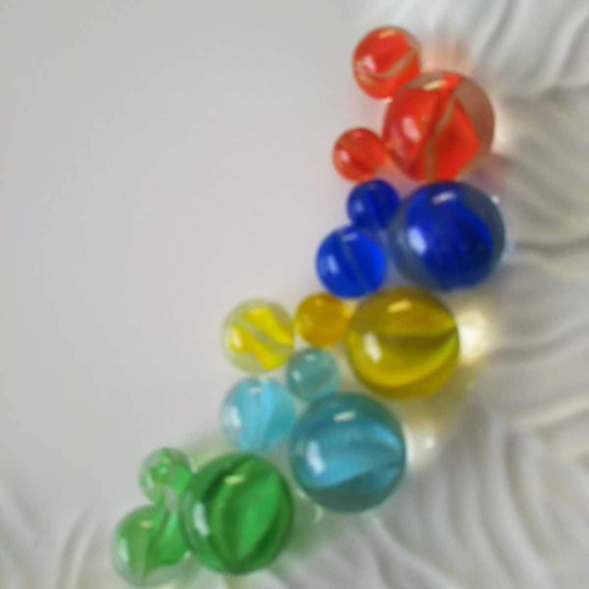 ビー玉 25mm 12 5mm 大きさ3種類 知育玩具 売買されたオークション情報 Yahooの商品情報をアーカイブ公開 オークファン Aucfan Com