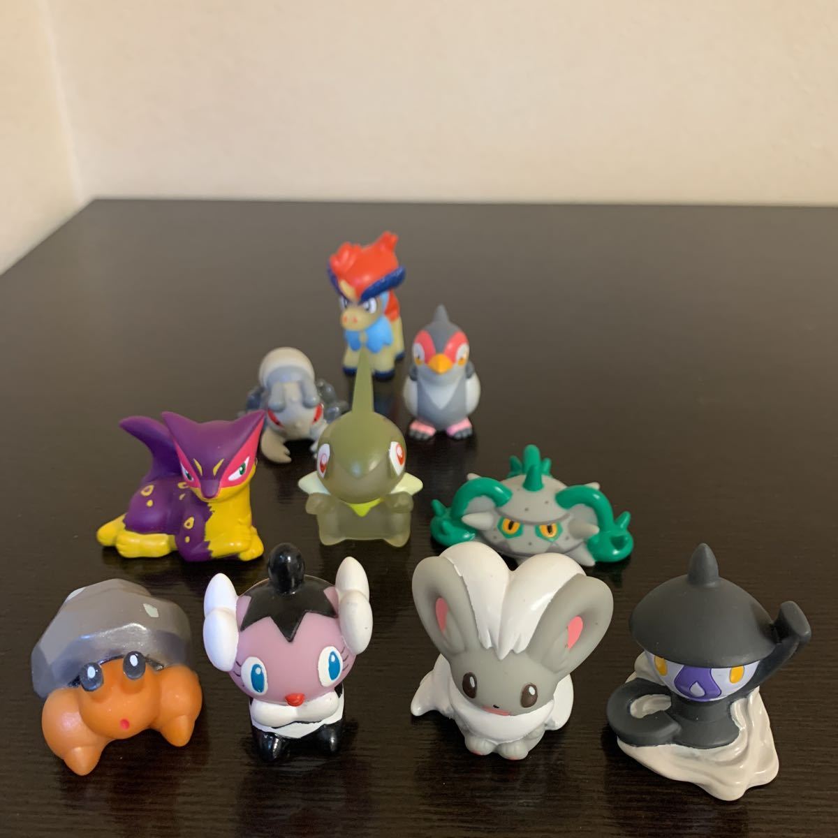 ポケモンキッズ 第五世代 10個 中古品 チラチーノ ゴチム ランプラー 