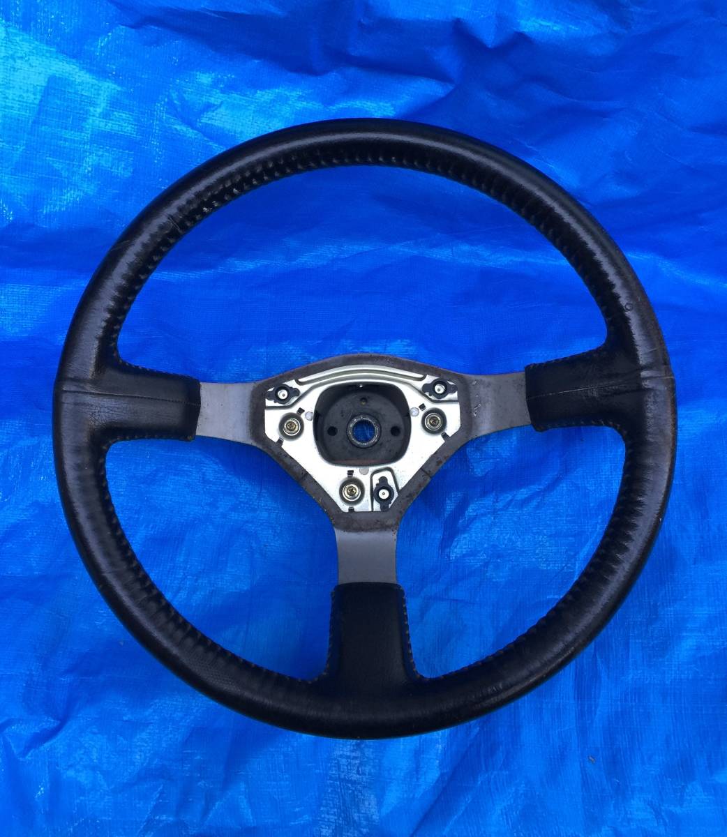 INDY MOMO ウッドステアリング ステアリング 車 ウッド モモウッド