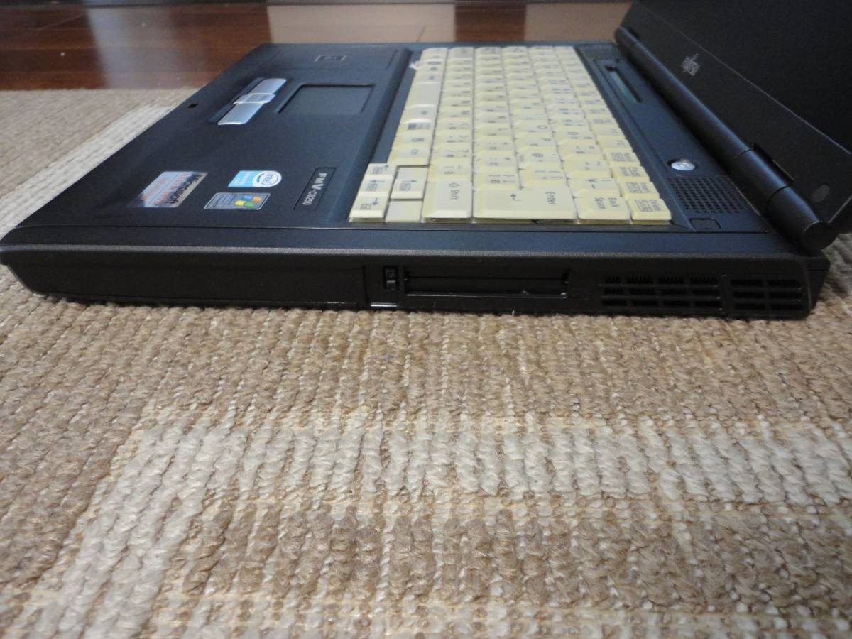 Fujitsu／富士通　ノートPC　LIFE　BOOK　FMV‐C8250 LIFEBOOK 富士通 ノートパソコン 新品同様 ノートパソコン（PC -FMWORLD