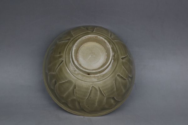 青磁 耀州窯 唐物 宋時代 龍泉窯 青磁蓮弁文碗 中国 蓮