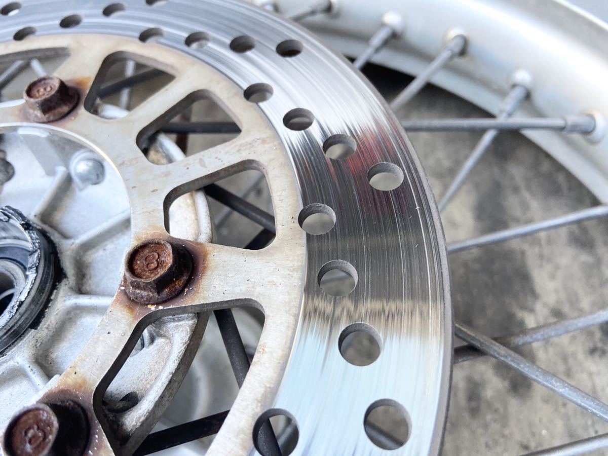 Tw225 Did製フロントホイール ディスクブレーキ車 Dg09j Tw0にも ブレーキディスクローター タイヤ 検 Xt250 Tt125 セロー Sr400ブロンコ フロント 売買されたオークション情報 Yahooの商品情報をアーカイブ公開 オークファン Aucfan Com