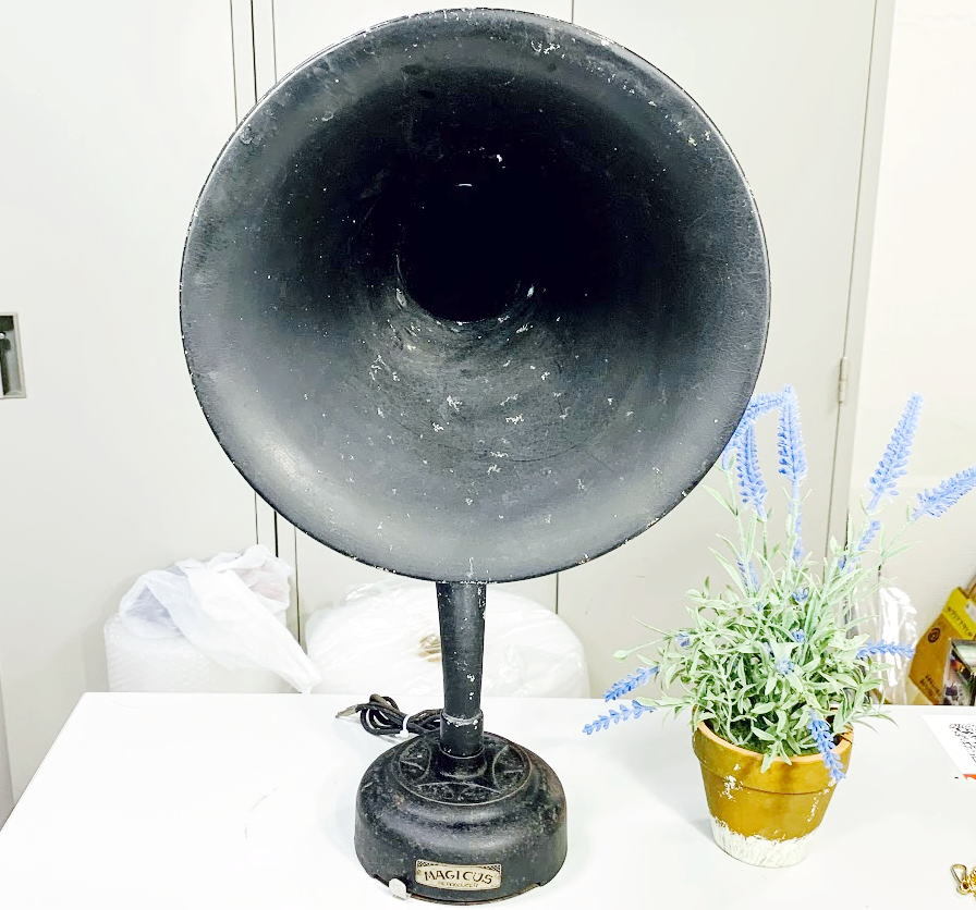 REPRODUCER MAGICUS】蓄音機 最大口径25.5cm 音声調節スライドつまみ