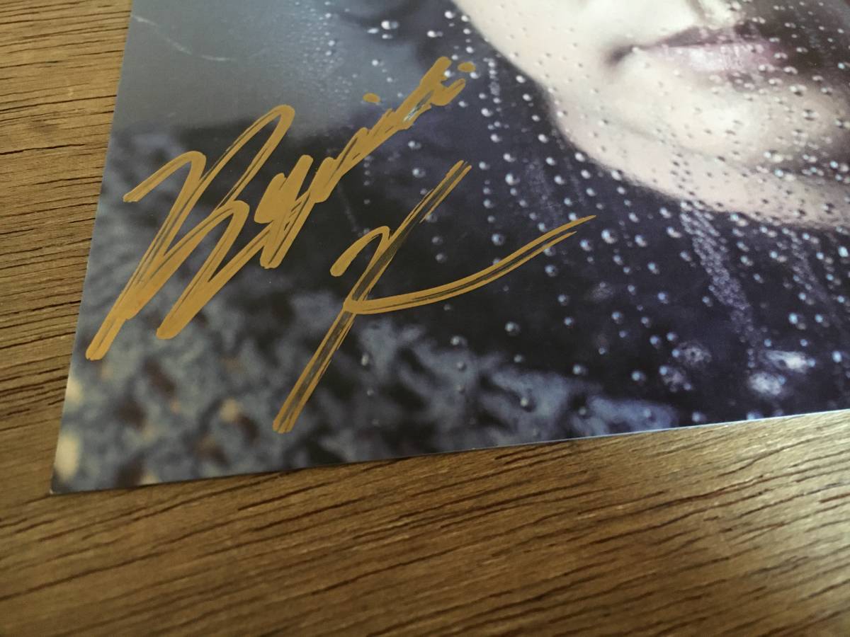 A0325 河村隆一 Ryuichi Kawamura 直筆サイン 色紙 ピック 等 Rkf ファンクラブ Luna Sea 売買されたオークション情報 Yahooの商品情報をアーカイブ公開 オークファン Aucfan Com