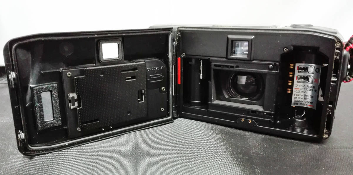 京セラ T Scope カールツァイス社製 コンパクトフィルムカメラ ジャンク ジャンク KYOCERA Tscope / Carl Zeiss T* Tessar 2.8/35 京セラ AF