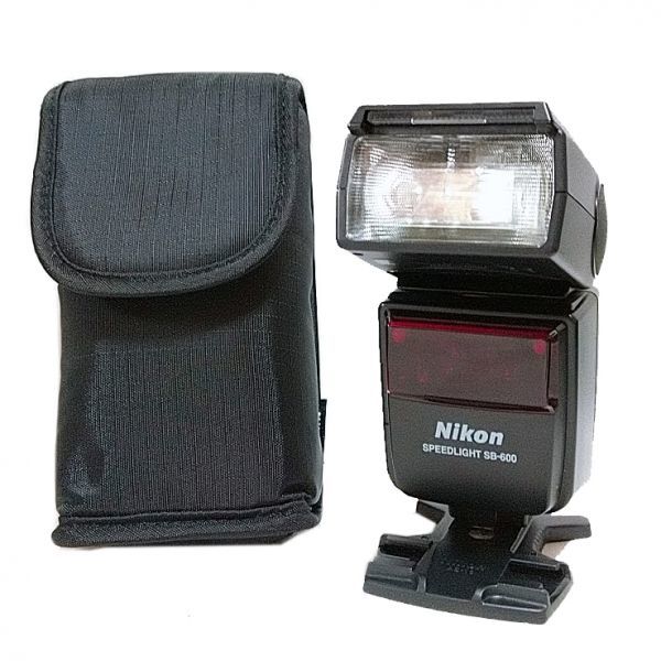 ★極上美品★ Nikon ニコン SB-600 Speedlight ソフトケース スタンド付き 純正品 スピードライト フラッシュ ストロボ 【送料750円】