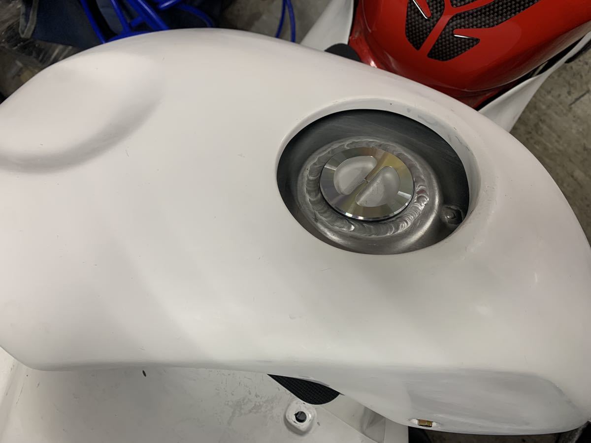 NSF100 NSR50 ガレージFORMULAの スプリントタンク取付けマニュアル