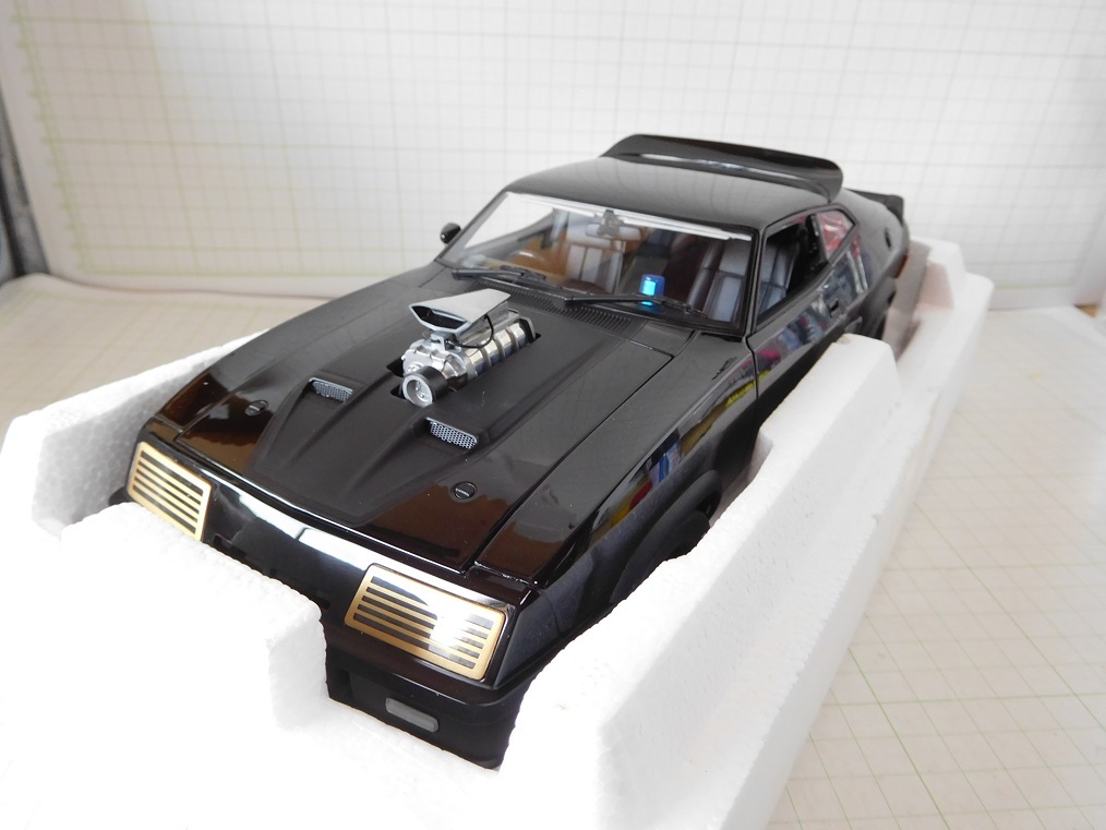 限定SALE，定番人気 Aa1/18 フォード XB ファルコン チューンド バージョン ブラック インターセプター(乗用車)｜売買されたオークション情報、yahooの商品情報をアーカイブ公開 - オークファン 乗用車