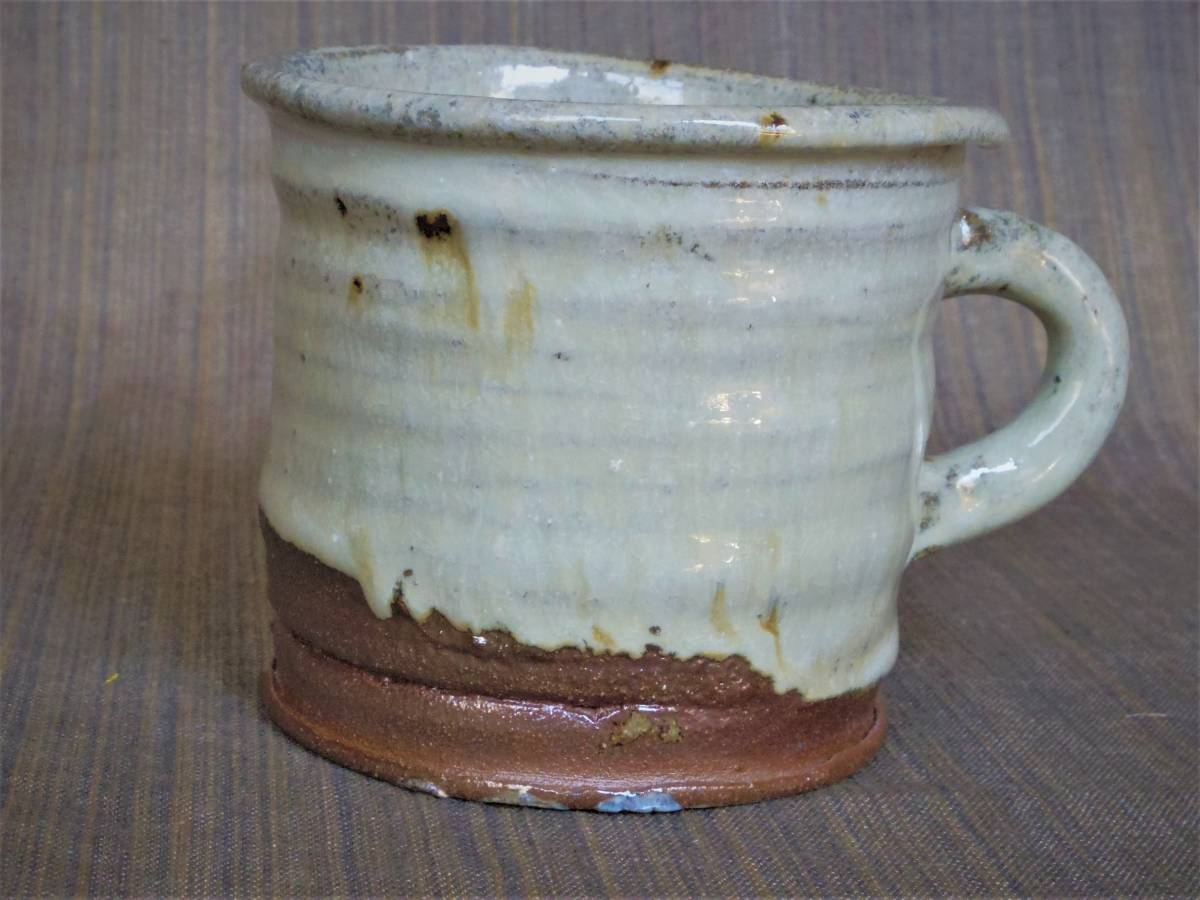 人気作家★水谷渉【師：中川自然坊＆鯉江良二】大谷土唐津（引き出し）マグカップ 新作，定番人気 専用☆水谷渉【師：鯉江良二＆中川自然坊】☆