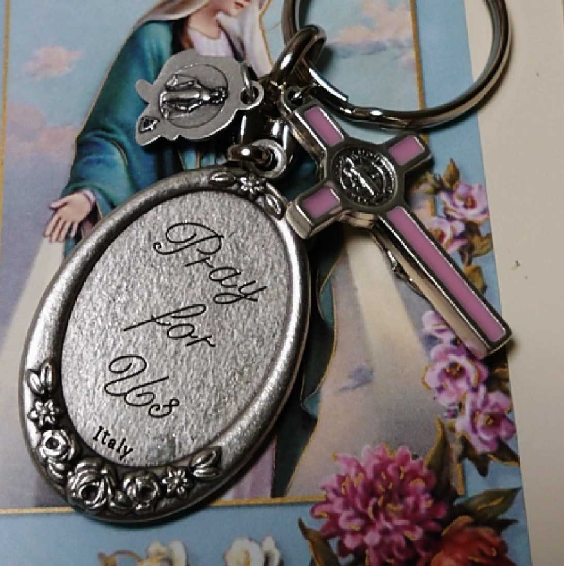 結び目を解くマリア 聖ベネディクトの十字架 薔薇 聖母マリア様 イエス キリスト 天使 無原罪のマリア キーホルダー イタリア製 ピンク ネックレス ペンダント 売買されたオークション情報 Yahooの商品情報をアーカイブ公開 オークファン Aucfan Com