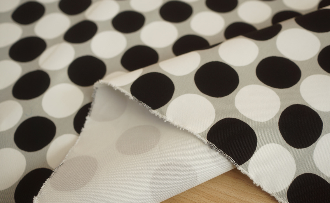 マリメッコ 水玉 黒 白 グレー Kimara キャンバス 生地 145x57cm マリメッコ 売買されたオークション情報 Yahooの商品情報をアーカイブ公開 オークファン Aucfan Com