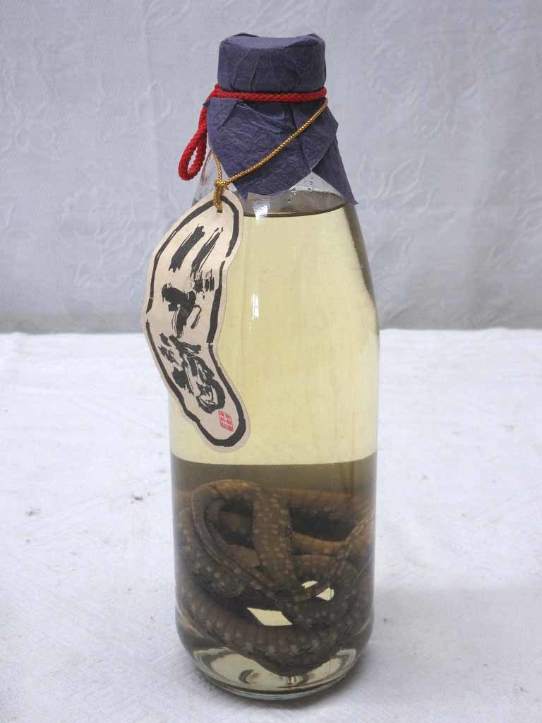 04018Z 古酒 ハブ酒 [ハブ入り] 35度 800ml 南都酒造所 泡盛 未開封