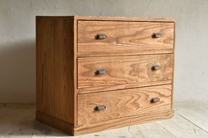 桐箪笥のYahoo!オークション(旧ヤフオク!)の相場・価格を見る｜Yahoo