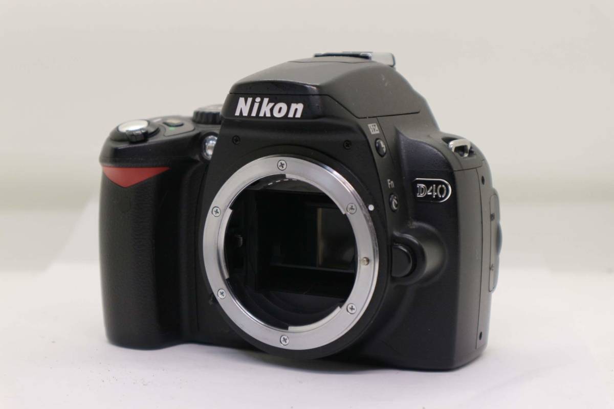 VR 18-105mm AF-S ED Nikon DX Nikkor f3.5-5.6G Lens F3.5-5.6G 