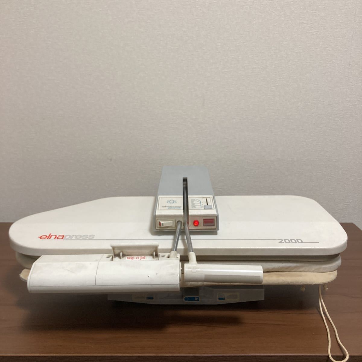 エルナプレス　elnapress 2000　アイロン　プレス機　スイス製 1円スタート スイス製 ELNAPRESS-2000 エルナプレス アイロン 鉄
