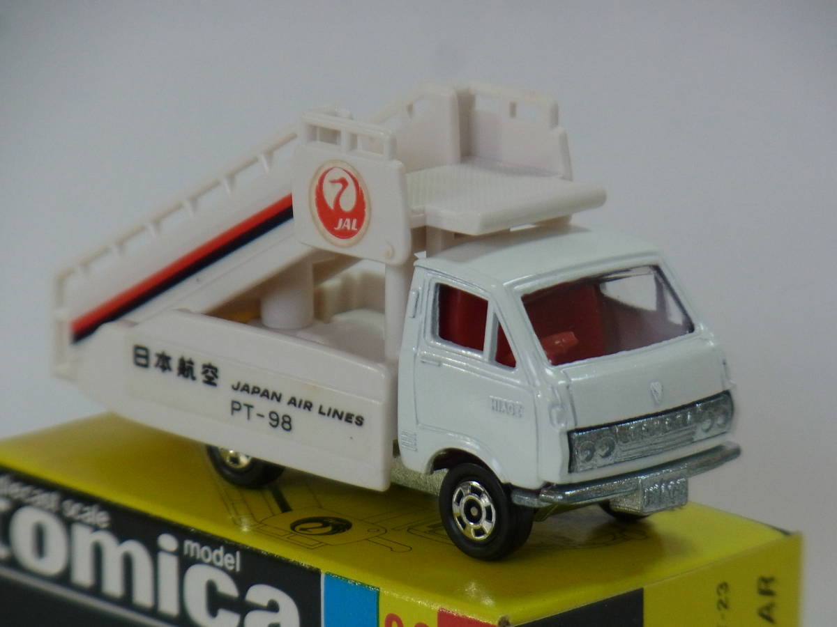 フォード トミカ 青箱 P34 F32 タイレル 日本製 - タイレルP34 (3200