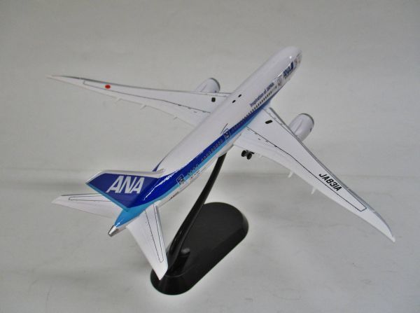全日空商事 1/400 B787-8 JA831A ANA NH40116 B ジャンク ff051312の