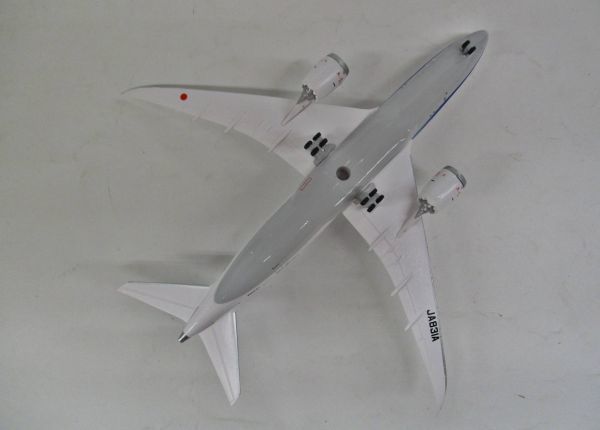 全日空商事 1/400 B787-8 JA831A ANA NH40116 B ジャンク ff051312の