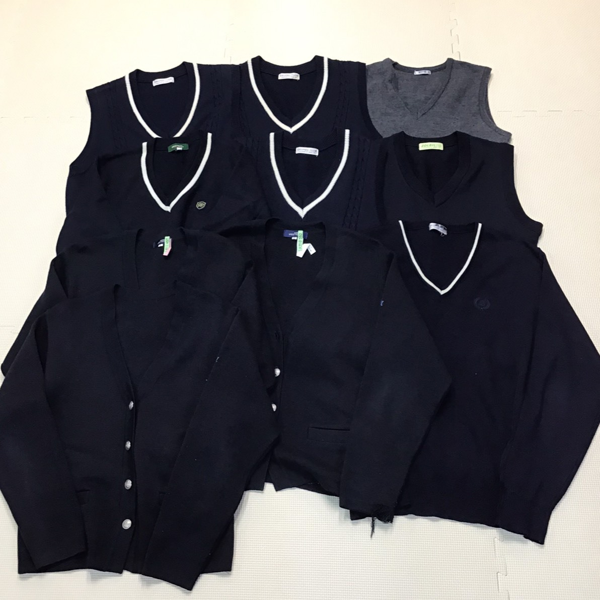  FK707 学生服 10枚セット /セーター/ベスト/カーディガン/M/L/LL/NIKKE/TOMBOW/制服/中学校/高校/まとめ売り/学生/学生服/女子学生(学生服)｜売買されたオークション情報、yahooの商品情報をアーカイ 学生服