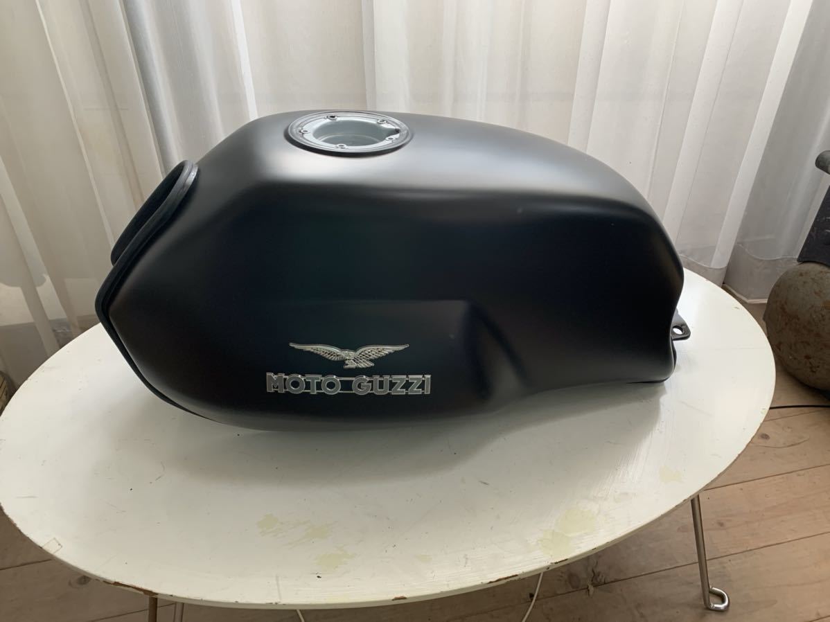 MOTOGUZZI V7 V7Ⅱ 燃料タンク マットブラック モトグッチ 艶消黒 モトグッツィ フューエルタンク(モトグッチ用)｜売買された
