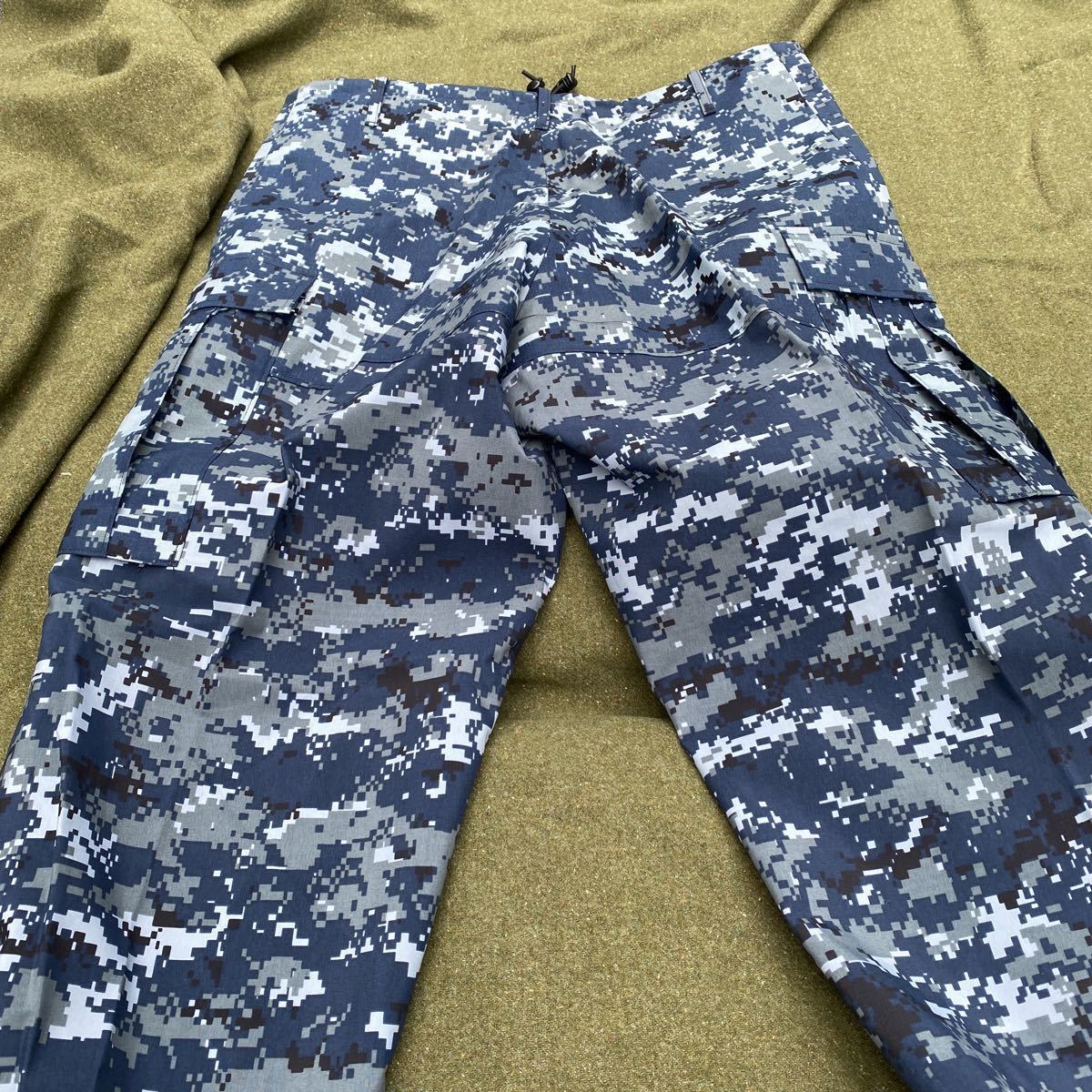 アメリカ海軍 米軍放出品 TYPE1 US NAVY USNネイビーNAVY NWU GORE-TEX TROUSERS TYPEⅠ 米海軍 デジタル迷彩 ゴアテックスパンツ タイプⅠ
