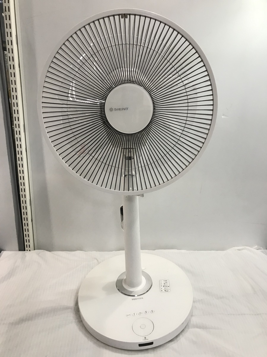 § B40582 東芝 DCモーター扇風機 F-DLR100 ホワイト 2013年製 リモコン付き 羽根径30㎝ LEDデジタル表示 動作確認済み 中古