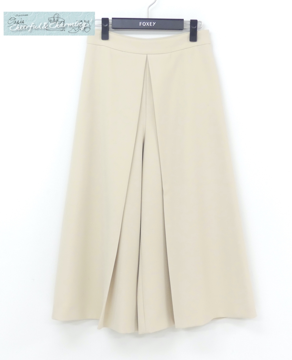 ベージュ ⁄ FOXEY – 春夏に◎美シルエット ワイドパンツ 美品