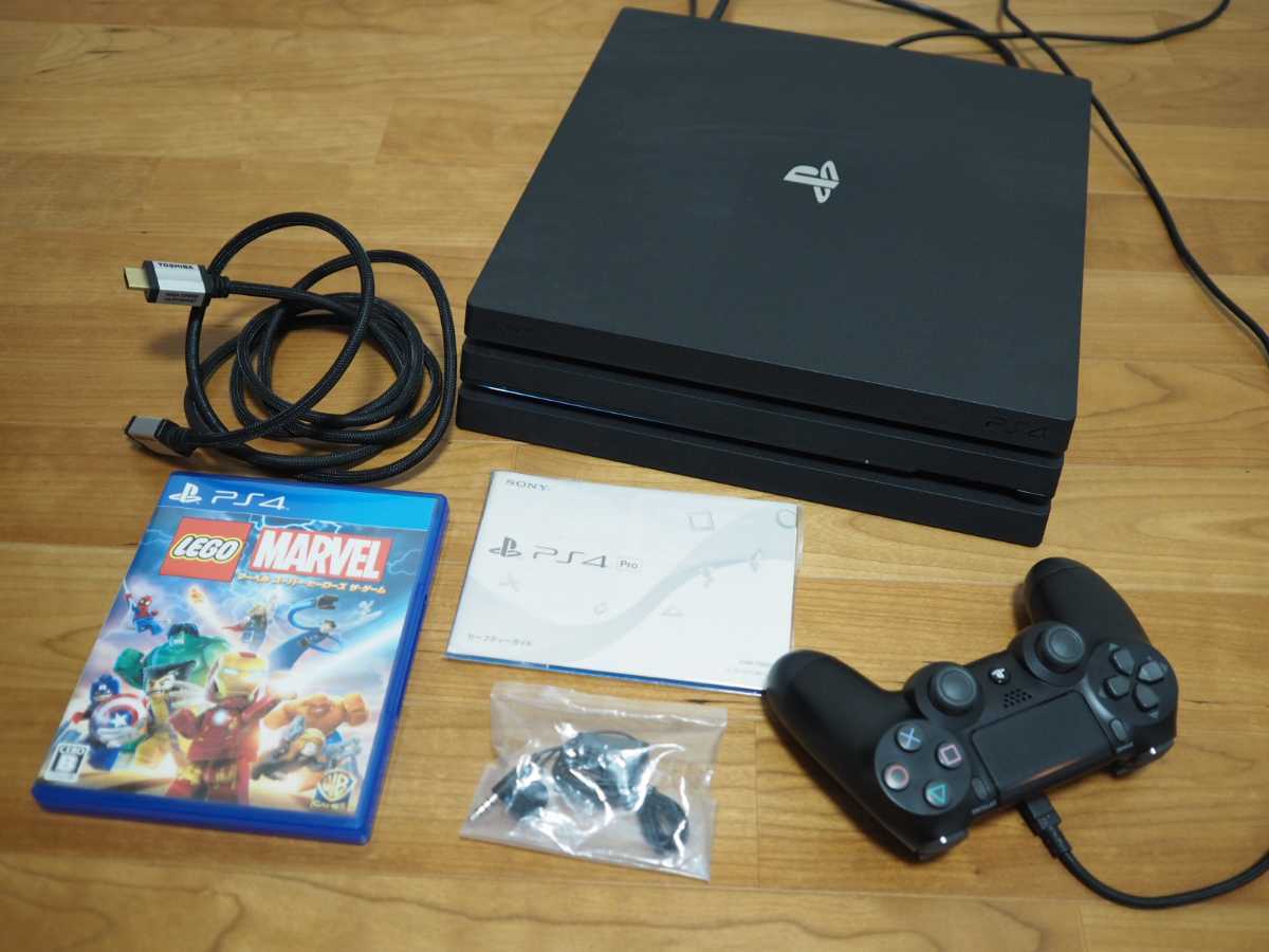 PS4 Pro 本体 ジェット・ブラック CUH-7000B