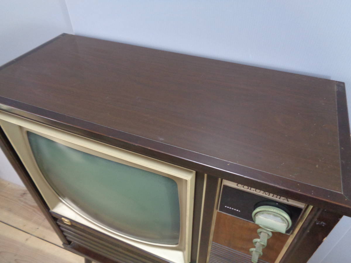 Up 日本コロムビア 4本脚 おそらく１９型テレビ 19b87 家具調テレビ ビンテージ家具 昭和レトロ アンティーク １円 テレビ 売買されたオークション情報 Yahooの商品情報をアーカイブ公開 オークファン Aucfan Com