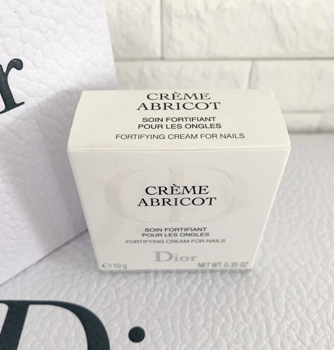 箱入り Dior ネイルクリーム クレーム アプリコ 10g Dior ネイルケア ネイルオイル 爪 保湿 ディオール トリートメント ネイルトリートメント 売買されたオークション情報 Yahooの商品情報をアーカイブ公開 オークファン Aucfan Com