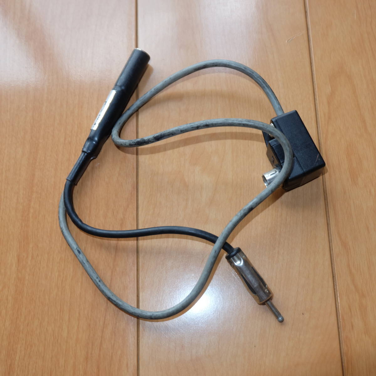 アンテナケーブル Am Fm 接続ケーブル ラジオ チューナー カーオーディオ ハーネス 車 分岐 取り付けキット 配線 売買されたオークション情報 Yahooの商品情報をアーカイブ公開 オークファン Aucfan Com