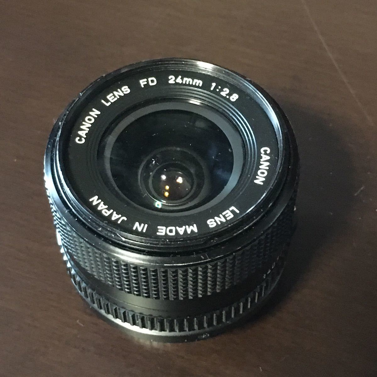 Canon New FD 24mm F2.8 単焦点広角レンズ フード付 24mm New フード付