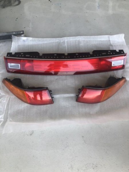 ポルシェ　993 リアガーニッシュ　新品未使用 Kaysun General Trading LLC.